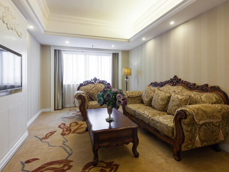 Vienna International Hotel Nanning Zoo Exterior photo